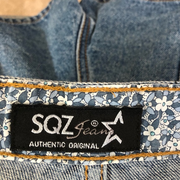 SQZ WOMEN AUTHENTIC ORIGINAL 100% COTTON EMBROIDERED SQUEEZE  JEAN SHORTS SZ 5/6 - Picture 5 of 7